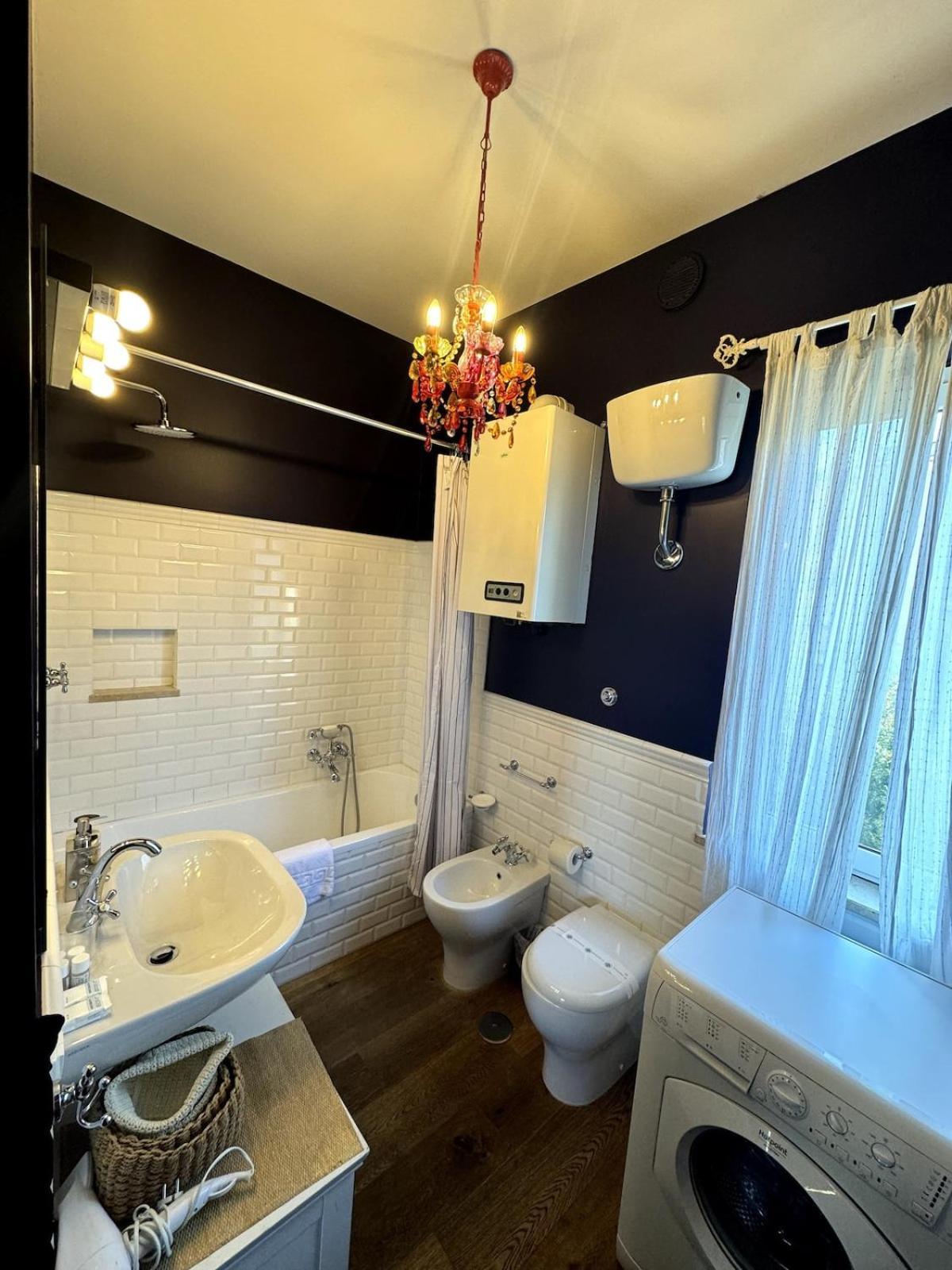 Fifi's Stylish Attic With Terrace Appartamento *